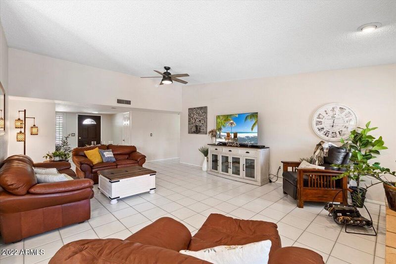 115 E Muriel Dr, Phoenix, AZ 85022