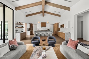 115 E Myrtle Ave, Phoenix, AZ 85020