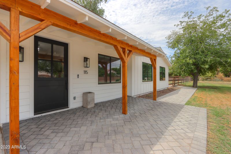 115 E Water Tank Rd, Gilbert, AZ 85296