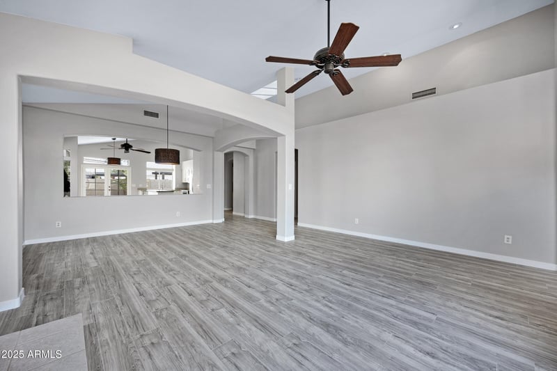 115 El Freda Rd, Tempe, AZ 85284