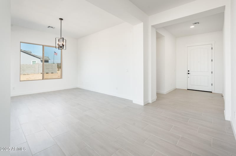 115 Santa Cruz Dr, Phoenix, AZ 85085