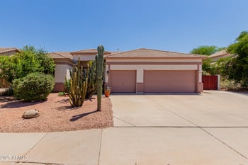 115 Spur Ave, Gilbert, AZ 85296
