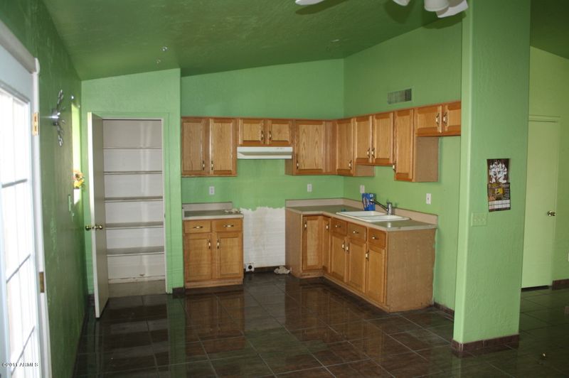 1150 E Hidalgo Ave, Phoenix, AZ 85040