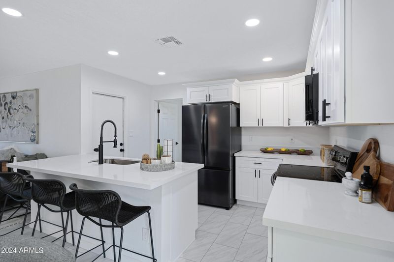 1150 S 83rd Pl, Mesa, AZ 85208