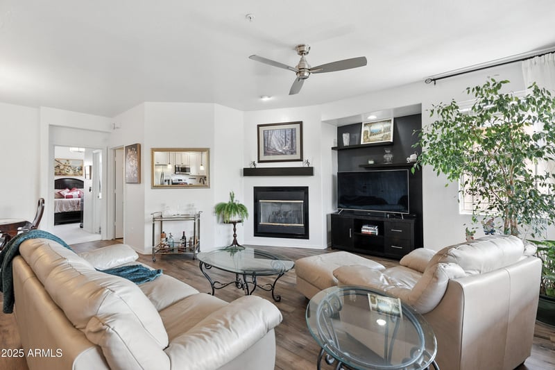 11500 Cochise Dr #2070, Scottsdale, AZ 85259