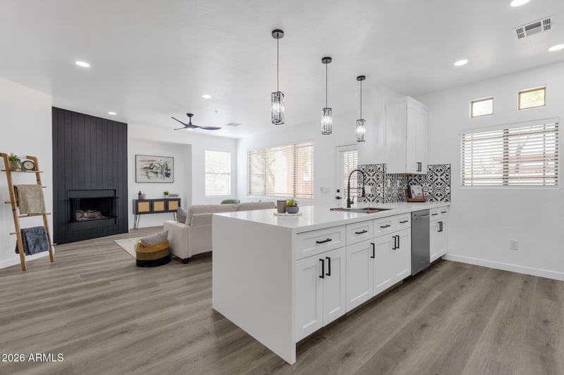 11500 Cochise Dr #1047, Scottsdale, AZ 85259