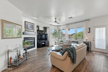 11500 Cochise Dr #2070, Scottsdale, AZ 85259