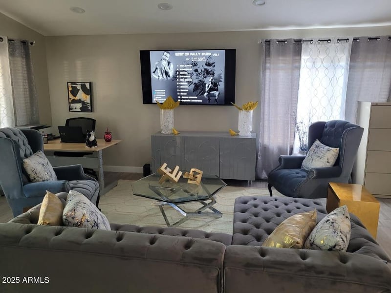 1151 Sean Dr, Chandler, AZ 85286