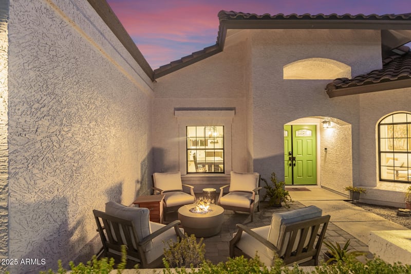 1151 Sunburst Ln, Tempe, AZ 85284