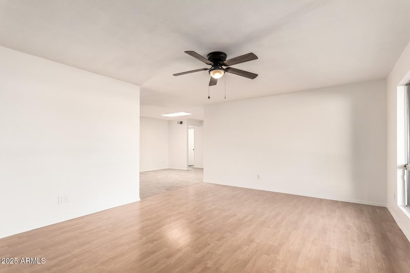 1152 81st Pl, Mesa, AZ 85208