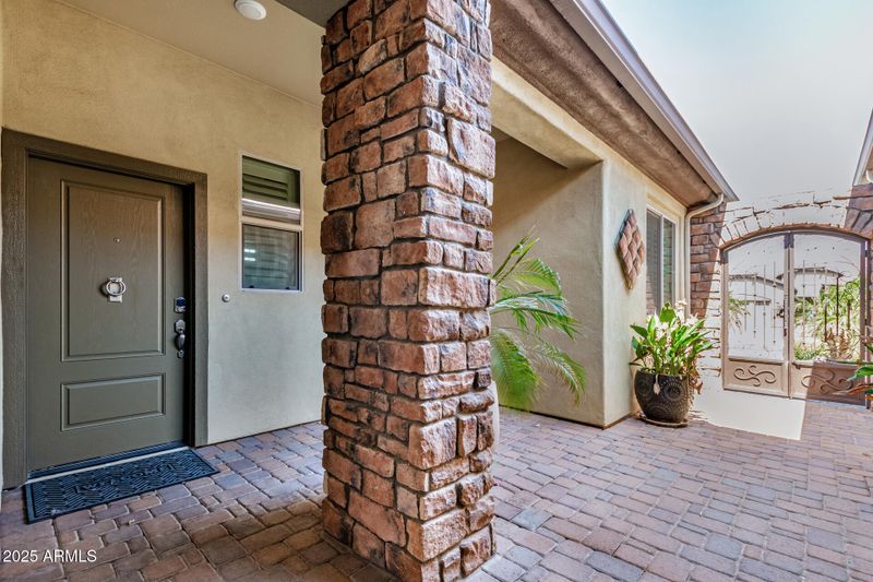1153 E Holbrook St, Gilbert, AZ 85298