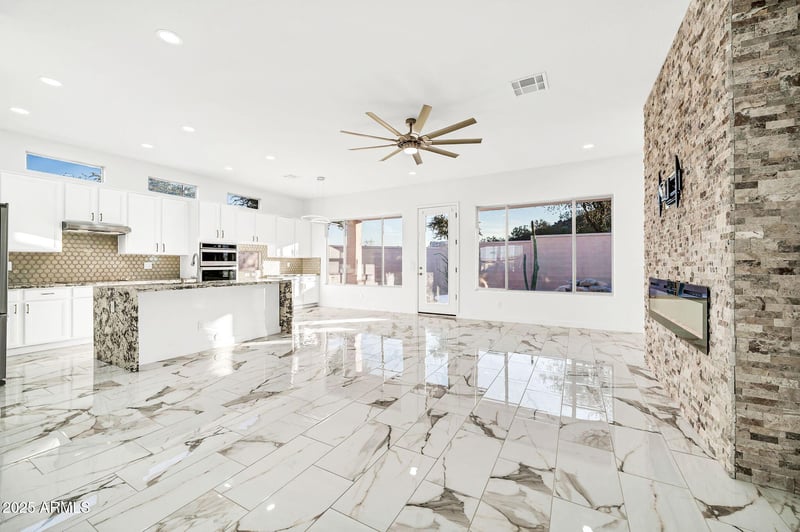 11530 Morningside Dr, Goodyear, AZ 85338