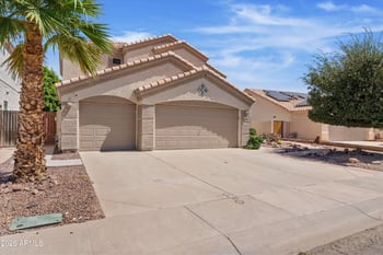 11530 W Palm Brook Dr, Avondale, AZ 85392