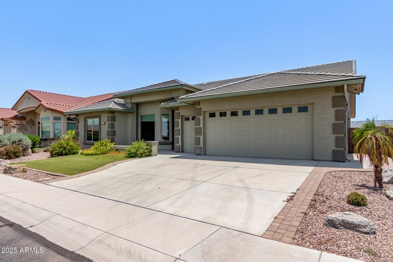 11533 Nell Ave, Mesa, AZ 85209