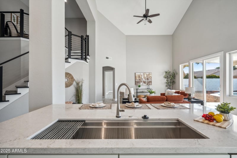 11537 Laurelwood Ln, Avondale, AZ 85392
