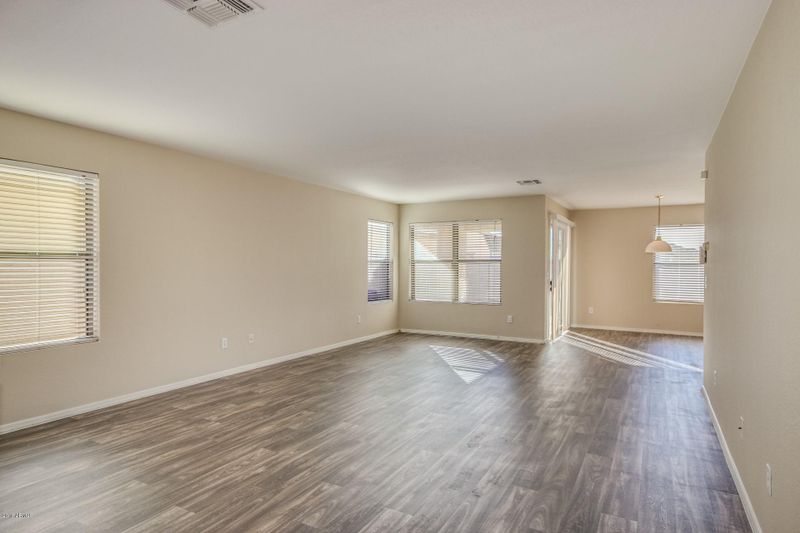 11537 W Wethersfield Rd, El Mirage, AZ 85335