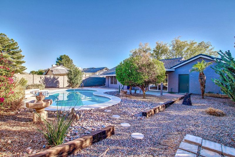 1154 E Ivanhoe St, Chandler, AZ 85225