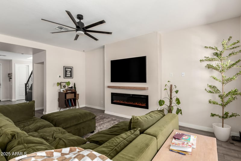 11541 Corbin Ave, Mesa, AZ 85212
