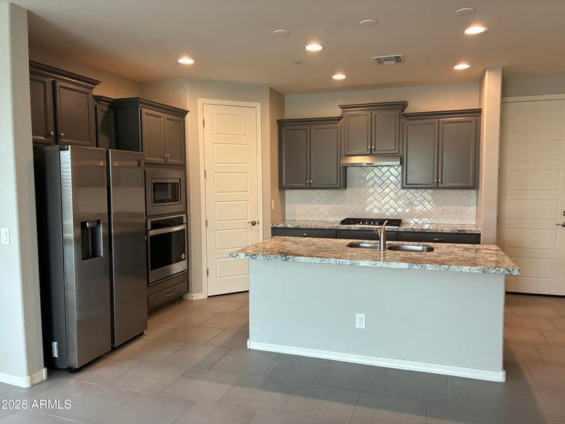 11541 W Ashby Dr, Peoria, AZ 85383