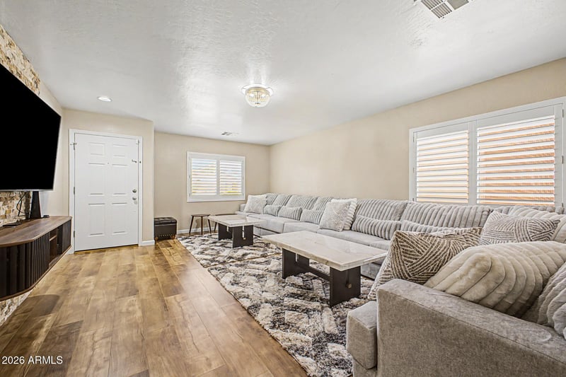 11541 W Beck Dr, Youngtown, AZ 85363