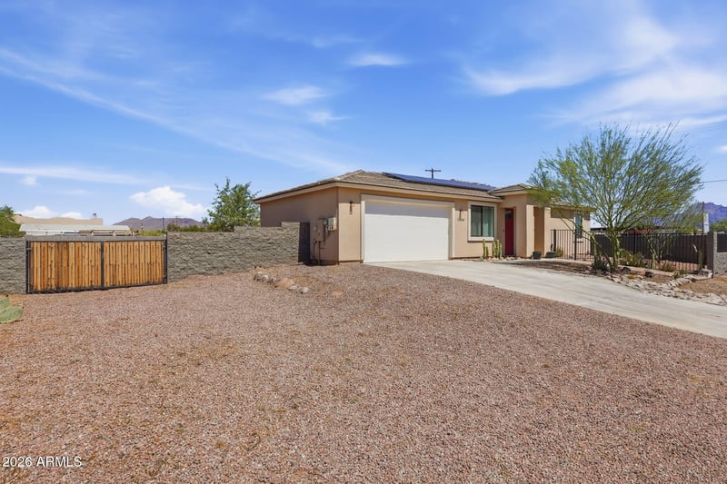11546 4th Ave, Apache Junction, AZ 85120