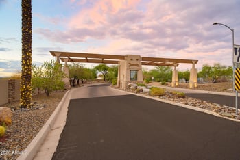 11546 W King Snake Ct, Surprise, AZ 85378