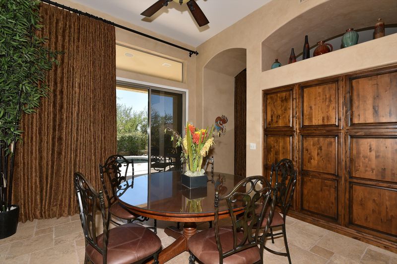 11547 E Whispering Wind Dr, Scottsdale, AZ 85255
