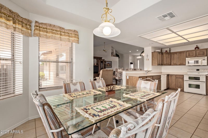 11547 Neville Ave, Mesa, AZ 85209