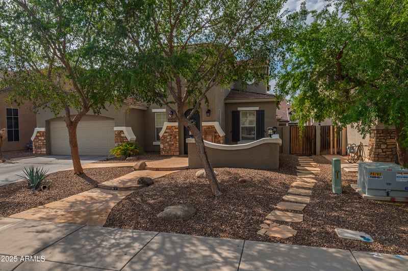 1155 Laredo Ave, Gilbert, AZ 85233