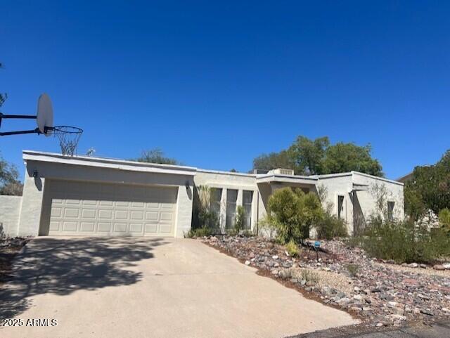 1155 Village Circle Dr, Phoenix, AZ 85022