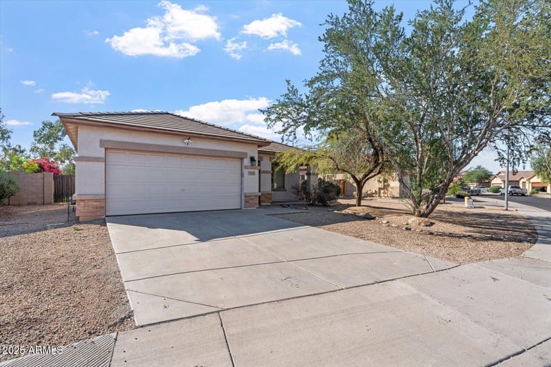 11559 Tonto St, Avondale, AZ 85323