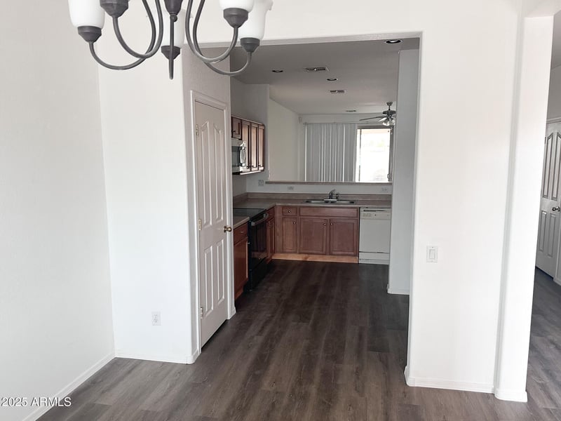 11560 Kinderman Dr, Avondale, AZ 85323