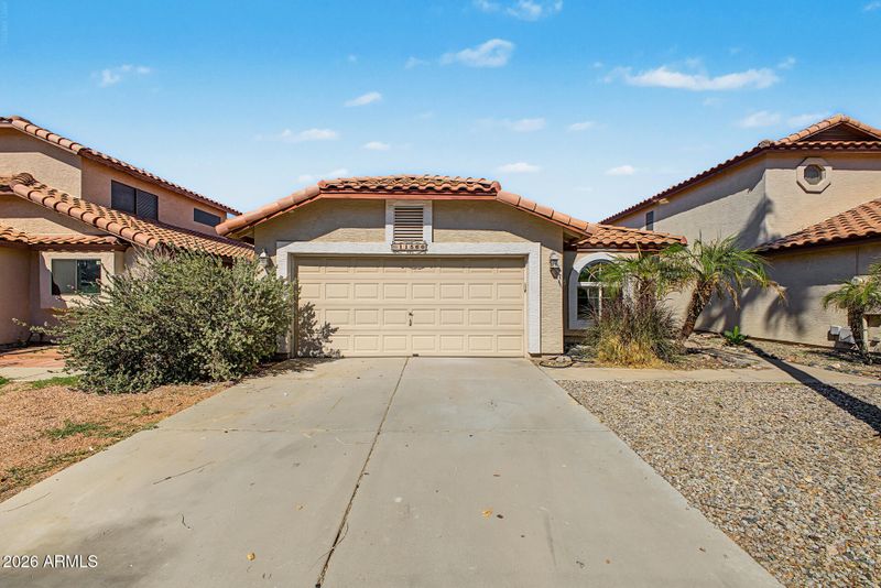 11560 W Olive Dr, Avondale, AZ 85392