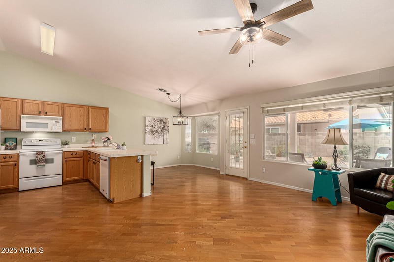 11567 Mule Deer Ct, Surprise, AZ 85378