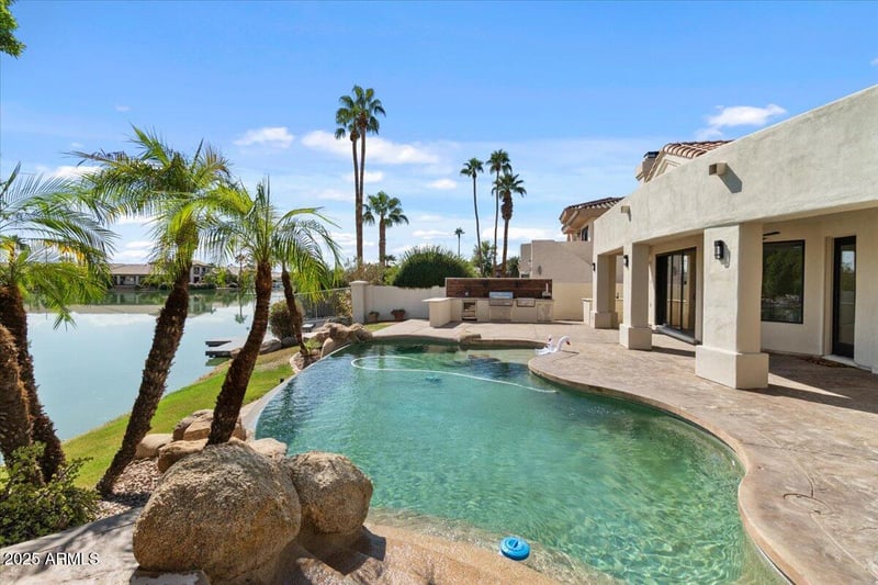 1157 Date Palm Dr, Gilbert, AZ 85234
