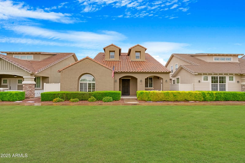 1157 Lydia Ln, Gilbert, AZ 85296