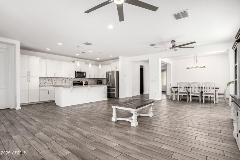 11574 Levi Dr, Avondale, AZ 85323