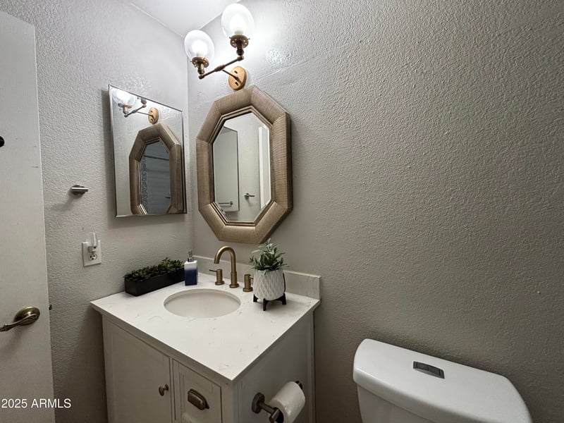 1158 Douglas Ave, Gilbert, AZ 85234