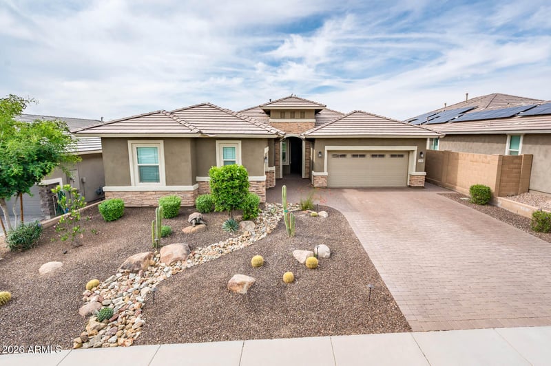 11581 W Red Hawk Dr, Peoria, AZ 85383