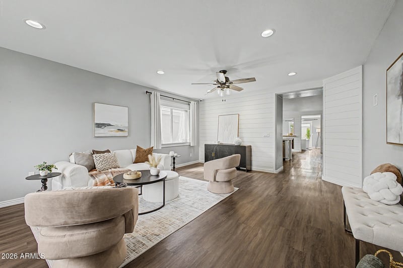 11584 W Oglesby Ave, Youngtown, AZ 85363