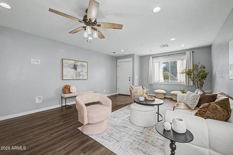 11584 W Oglesby Ave, Youngtown, AZ 85363