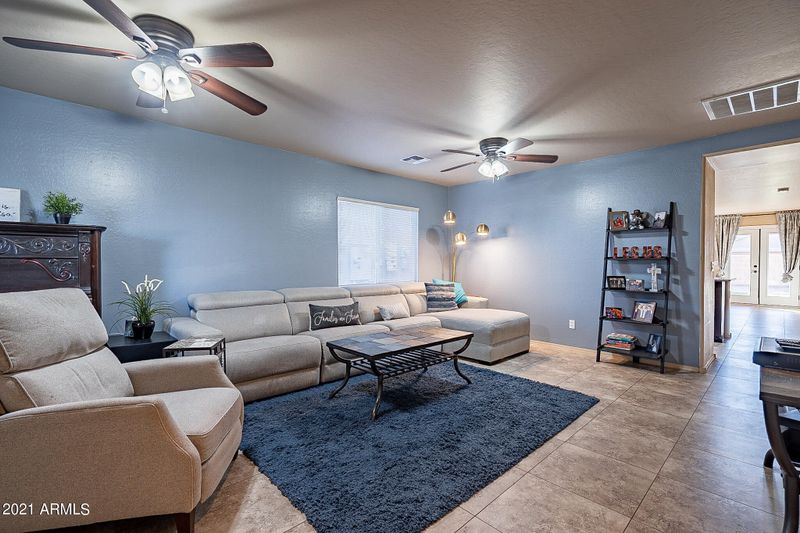 11587 W Cinnabar Ave, Youngtown, AZ 85363