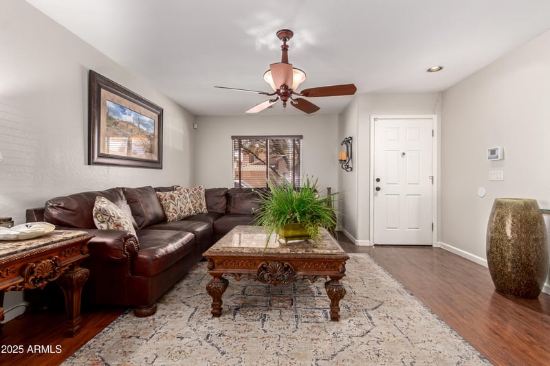 11588 Lee Ln, Youngtown, AZ 85363