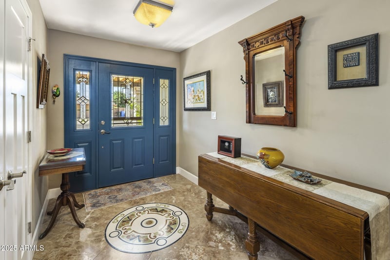 116 Seminole Dr, Phoenix, AZ 85023