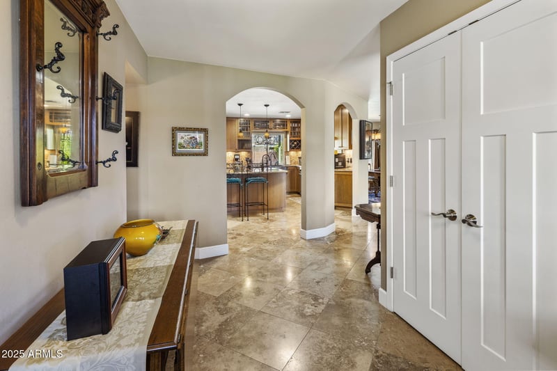 116 Seminole Dr, Phoenix, AZ 85023