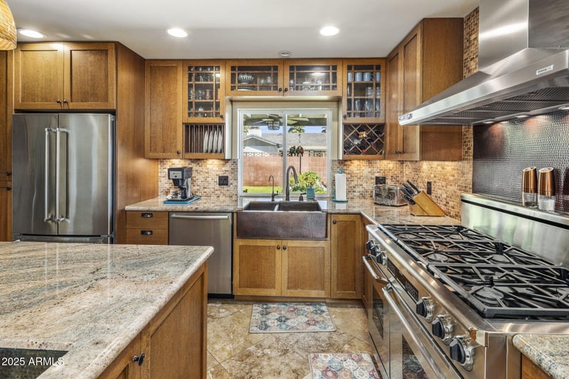 116 Seminole Dr, Phoenix, AZ 85023