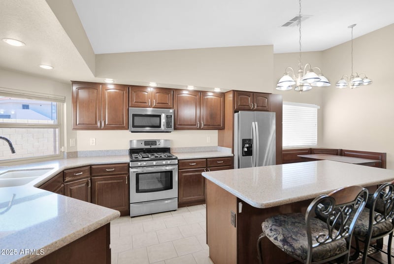 1160 Madero Cir, Mesa, AZ 85210