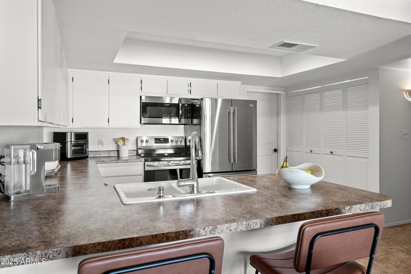 11604 Ki Rd, Phoenix, AZ 85044