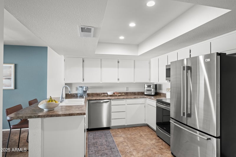 11604 Ki Rd, Phoenix, AZ 85044