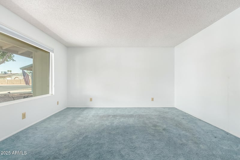 11605 Jokake St, Phoenix, AZ 85044